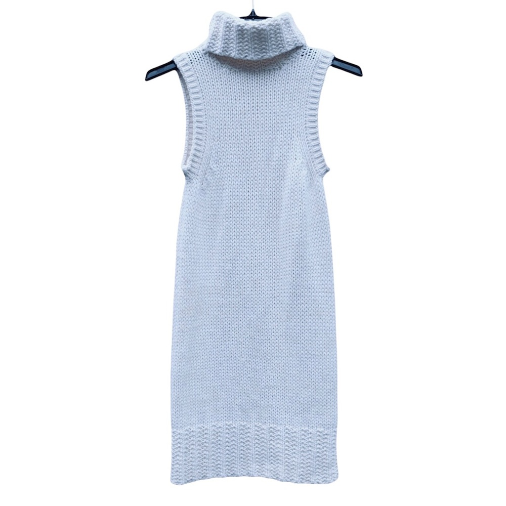 GAP All White Knit Turtleneck Sleeveless Stretchy Winter Tunic Sweater Top EUC S